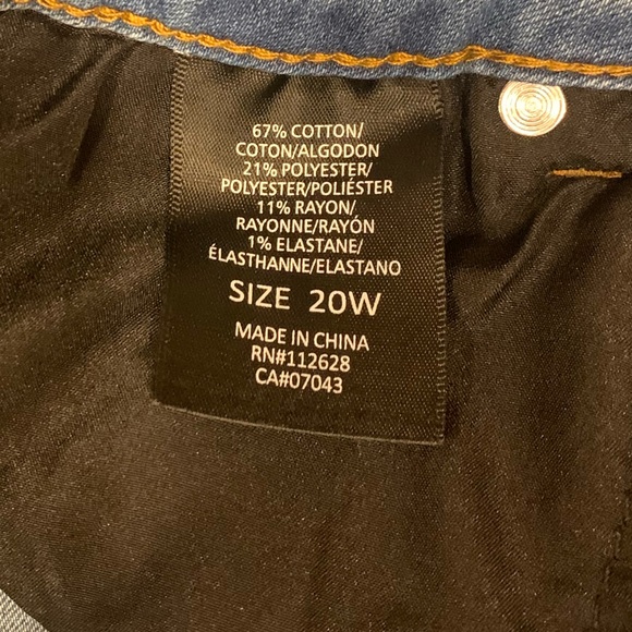 TAHARI Kelly Classic Skinny Jeans, 20W - Picture 6 of 7